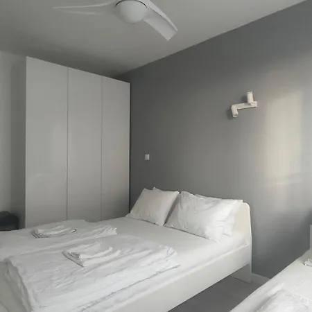 Ubytování v soukromí 2-bedroom With 2 Free Parking Spots - Tauron Arena Krakov